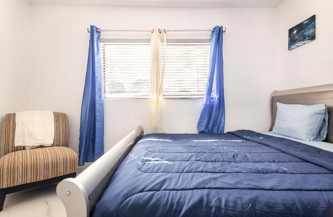 Cheerful 3-Bedroom Home /Ac+ Free Parking North Miami Beach Ngoại thất bức ảnh