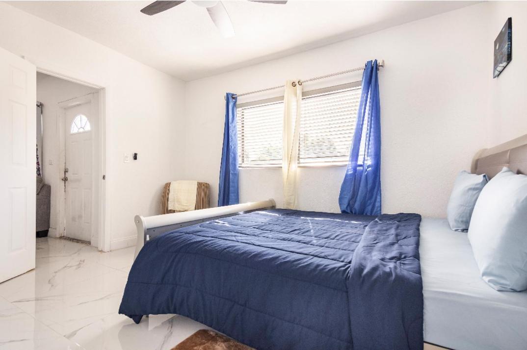 Cheerful 3-Bedroom Home /Ac+ Free Parking North Miami Beach Ngoại thất bức ảnh